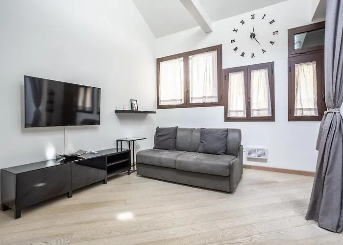 Trastevere Double A Loft * Rome